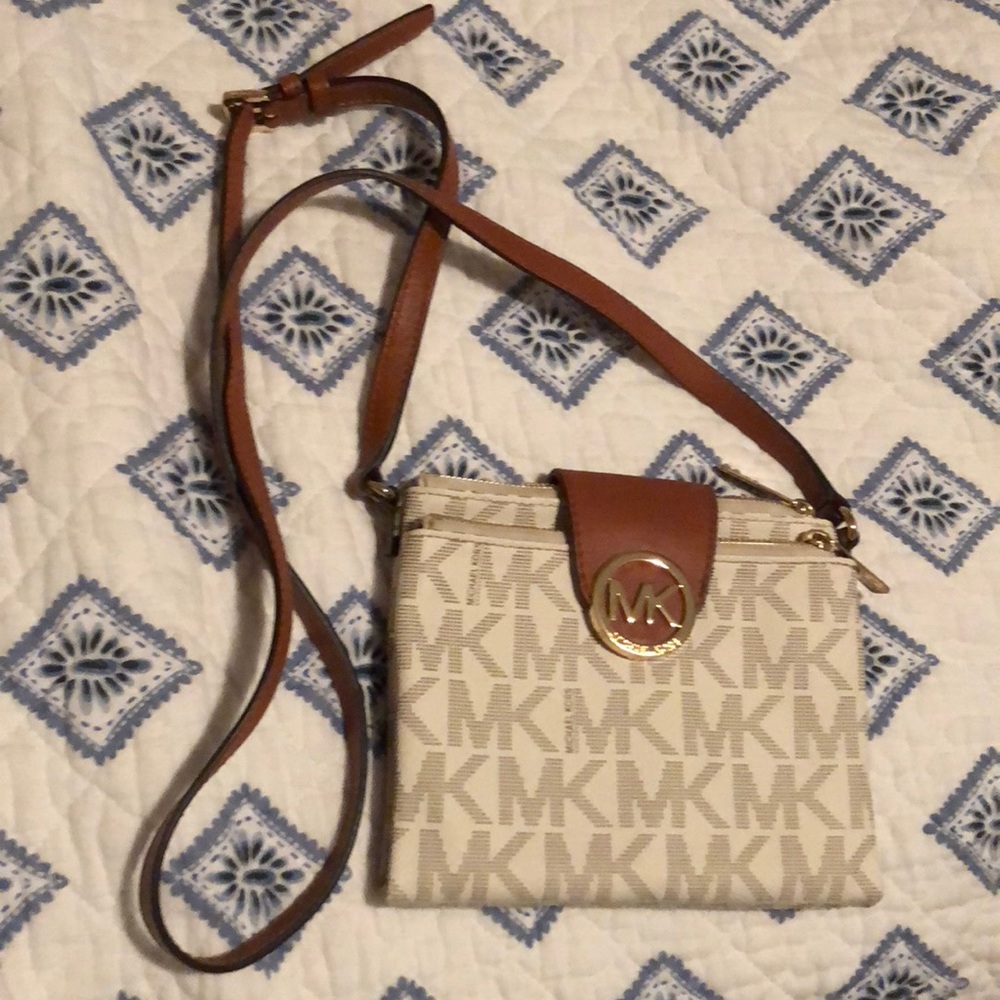 Michael kors Crossbody